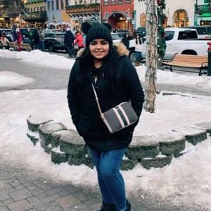 Meet your Posher, Laura